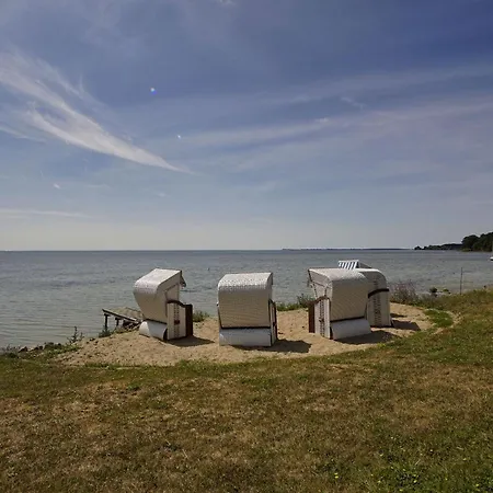 Strandnahe Idylle Am Meer, Private Badestelle Mit Strandkorb - Gutshof Ostseeblick Nr 04